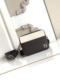 Picture of Fendi Handbags _SKUfw239246344fw
